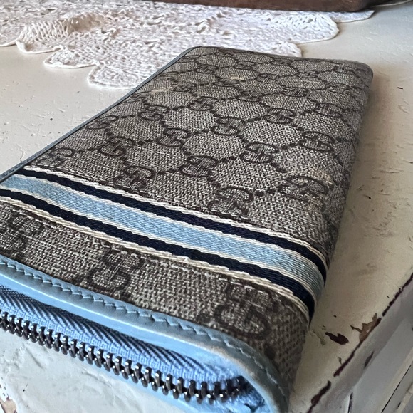 Gucci zip around canvas wallet NICE - Picture 10 of 14